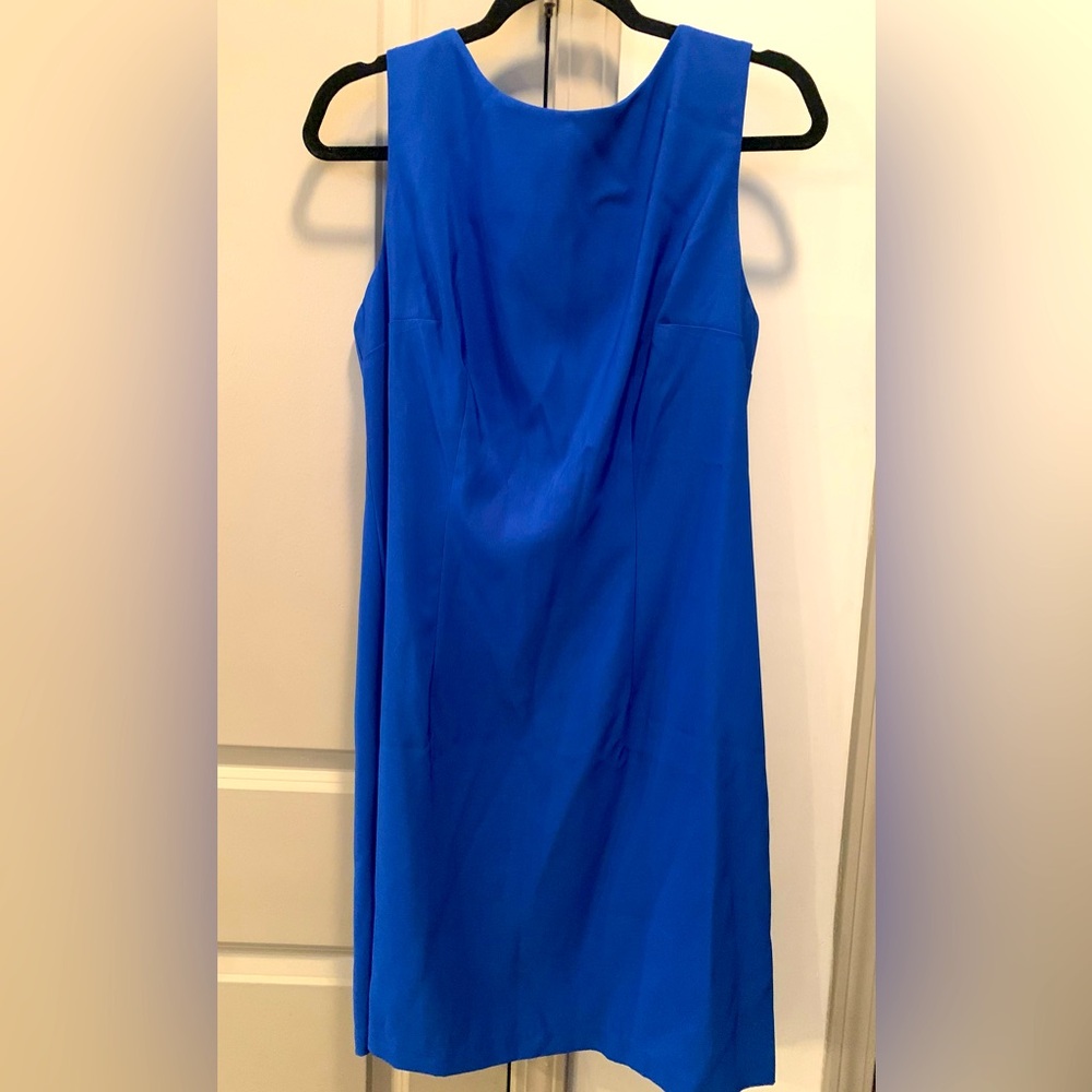 Elegant Blue Sleeveless Dress